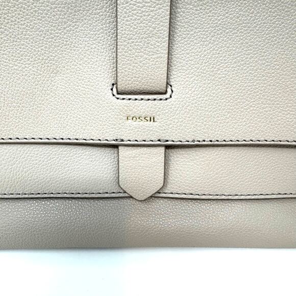 FOSSIL Kinley Leather Crossbody Bag Light Gray Bone Neutral Minimalist Classic - Picture 3 of 14